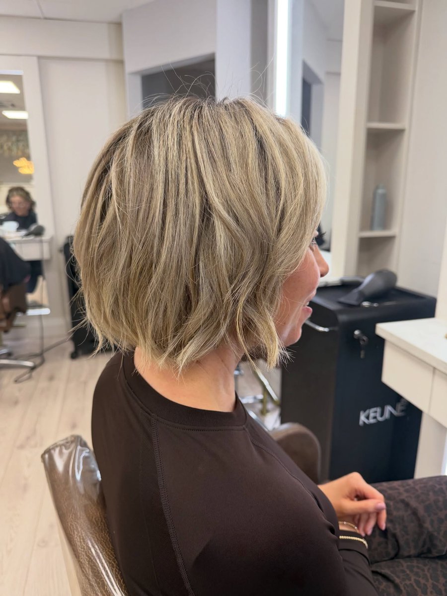 LadawnQuintas's tweet photo. The brief- a softer and more lived in blonde ✔️
The result- she was ecstatic! https://t.co/bLEPnsLn7X