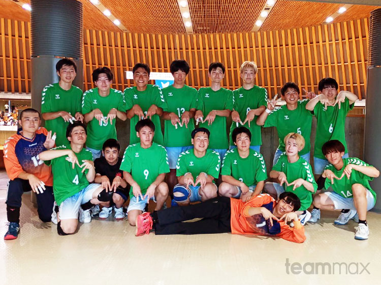 teammaxtokyo's tweet photo. 【集合写真】
/
東京高専ハンドボール部📷様より集合写真をいただきました!
\
https://t.co/gyNfHIBTf7
#teammax
#チームマックス
#ユニフォーム
#チームユニフォーム
#チームウェア
#作成例
#製作例
#オリジナルユニフォーム
#スポーツ
#sports
#ハンドボール
#hummel
#ヒュンメル
#集合写真 https://t.co/rRjv5dq77A