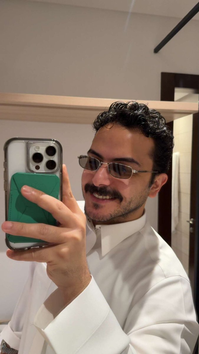 Saayy_D's tweet photo. الله يجعلك ناجحٍ دايم ولا يضيع لك تعب ويفتح لك ابواب الخير من اوسعها🤍
@snaif111 https://t.co/1aLjMbgHxK