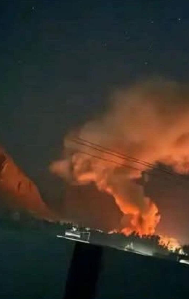 intelgun2's tweet photo. Multiple Explosions in Kandahar, Afghanistan. #kpk #khyberpukhtunkhwa #kandahar #afghanistan #ttp #FAH #ttp #FAK #RaddulFitna3 #sahrabagh #khost #mullahomar #airstrikes #taliban https://t.co/gJVn9KApfS