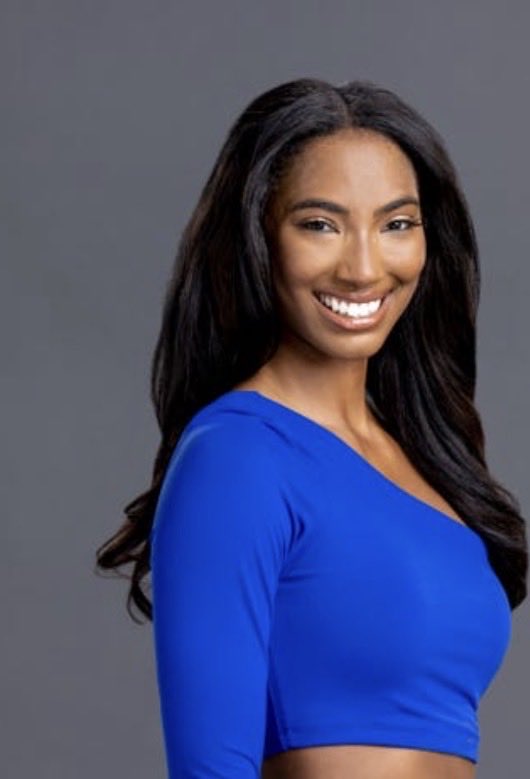 EmilioZ323's tweet photo. Taylor Brown WILL be the fourth Black woman to win Big Brother in a row! #BB28 🏆 https://t.co/Led72UNgHq