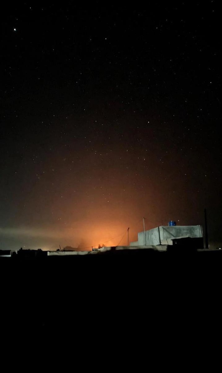 intelgun2's tweet photo. Explosions were also Heard near the Sahra Bagh military facility in Khost, Afghanistan. #kpk #khyberpukhtunkhwa #kandahar #afghanistan #ttp #FAH #ttp #FAK #RaddulFitna3 #sahrabagh #khost #mullahomar #airstrikes #taliban https://t.co/gusDZLDZJ5