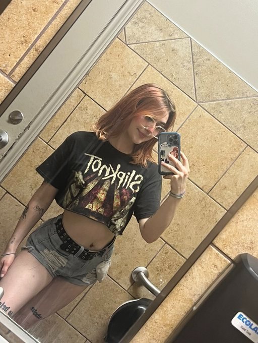 zemon1247's tweet photo. Feels like forever since I took selfies in a gas station bathroom ?!
#mke #mkesluts #414sluts #414freaks https://t.co/yNtw8rDzl6