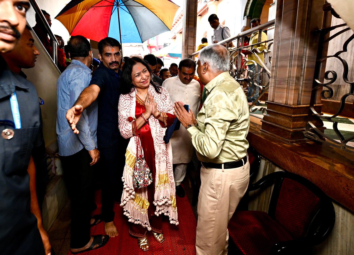 gautam_adani's tweet photo. This morning, Priti and I had the privilege of seeking the blessings of Maa Kali at the sacred Kalighat Temple.
As the skies opened and rain fell over Kolkata, the moment felt especially humbling. With gratitude in our hearts, we prayed for the peace, prosperity and well-being of the people of Bengal and sought Maa Kali’s blessings for our journey ahead.
May Maa Kali’s strength guide us and may her grace remain with Bengal always.
জয় মা কালী।