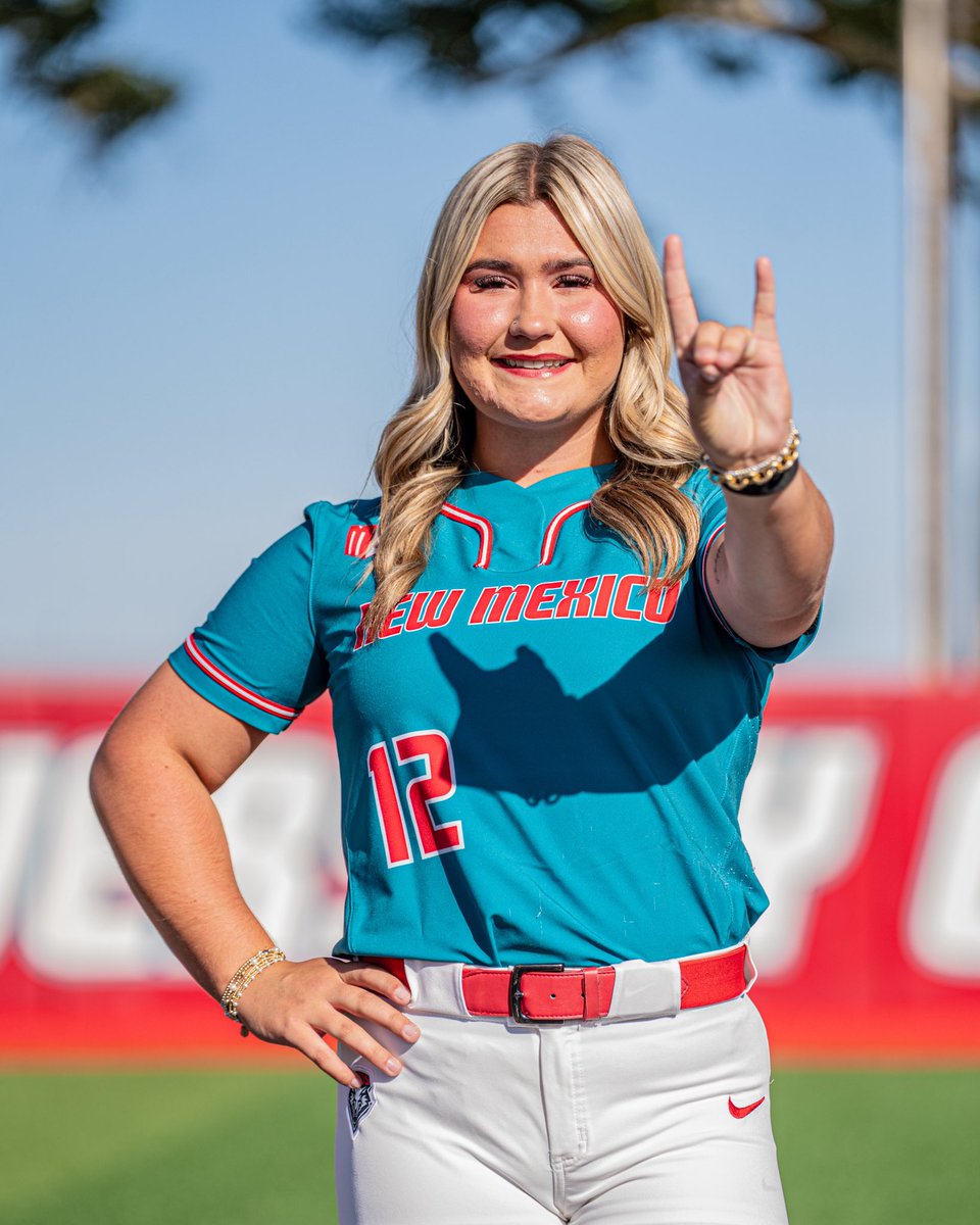 Addywatson44's tweet photo. Headed to the 505!! #committed #lobosup 

@UNMLoboSB @CoachDickson @Coach_Spearman @rach__3 @BallNW_Ariel 
@TexasGlory @BosSoftball @SoftbalAmerica @THEWOWSB @LineDsoftball @ExtraInningSB @D1Softball @BradyVernon @GMsportsmedia1 https://t.co/rBZXsoA4UR