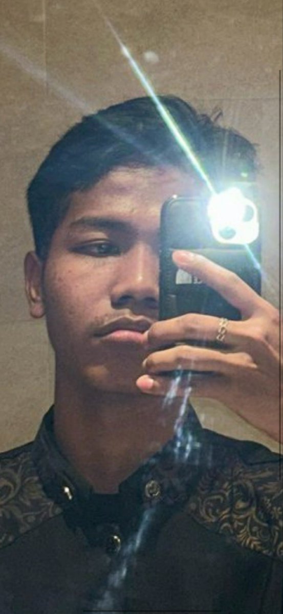 blues3277's tweet photo. @AlterKalcer hai kak! hati-hati akun tukang tipu, faker pura pura jadi cewe ini orang. akun problematik awas guys 

semua cewe di dm sama dia, dikatain, di lecehin hati-hati ya sama pengangguran satu ini

detail muka jelek pelaku : akun @nasigoreng216 https://t.co/10GE4Dp8cX
