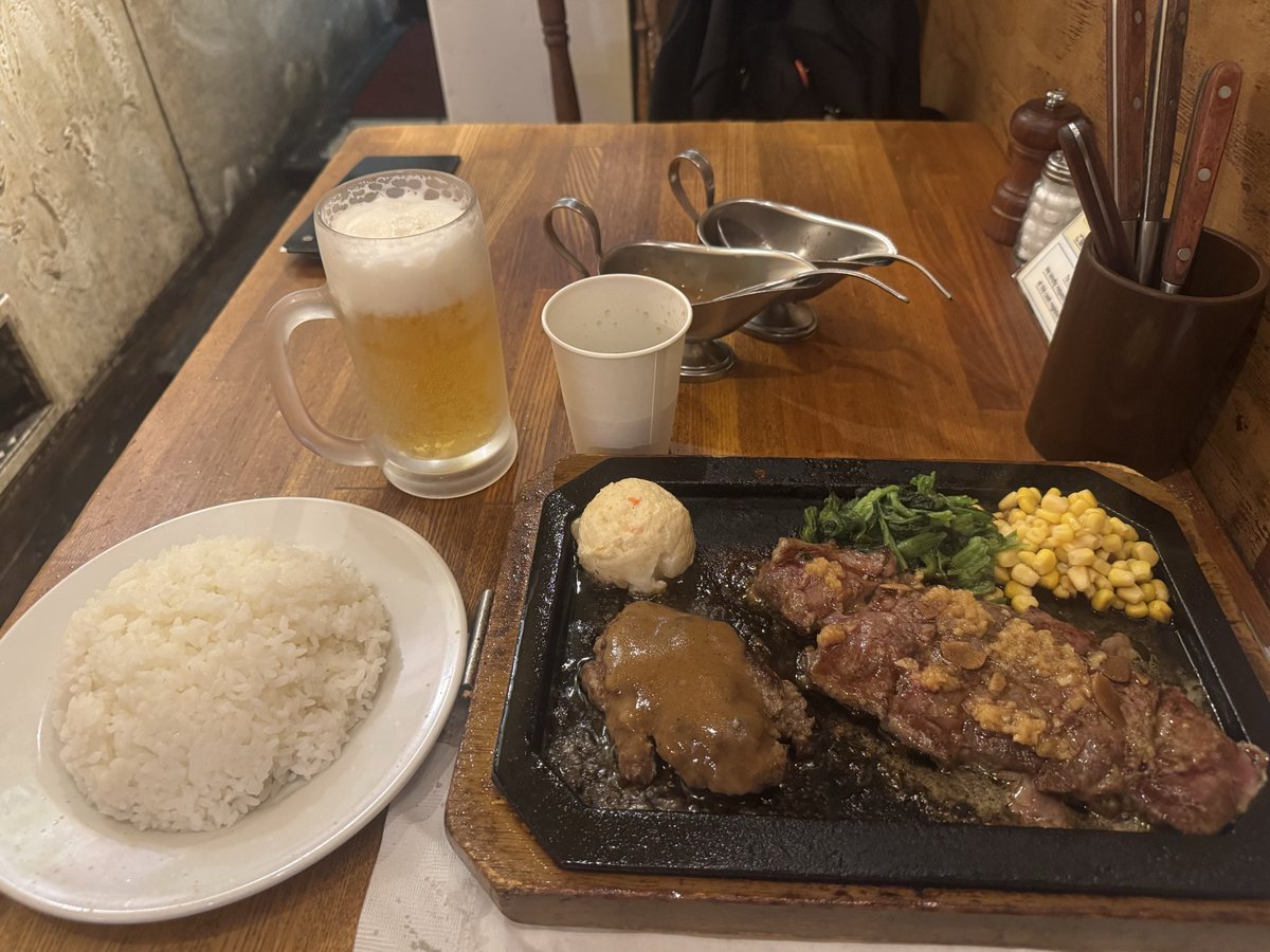 kaitotto0125's tweet photo. 今日はすき家と思ったけどせっかくなので東京っぽいお店に！
美味しかった！ https://t.co/7ORwFwmaDu