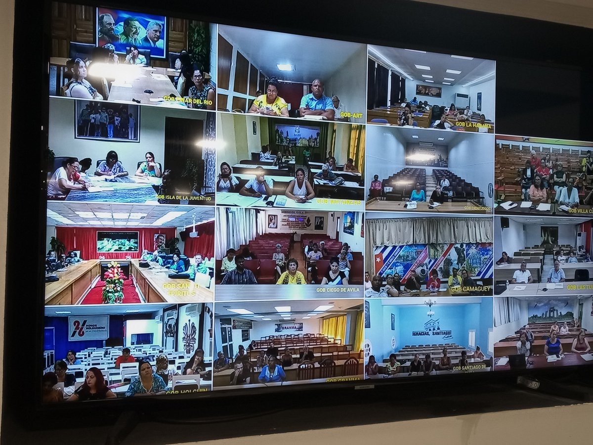 CubaMined's tweet photo. 📢💻 Videoconferencia del Departamento de Atención a Quejas y Peticiones del Palacio de la Revolución con gobiernos provinciales. Presidió María del Carmen Cedeño; participó la viceministra Marlen Triana. Analizaron quejas sobre servicios educativos y salario docente. 🏫 https://t.co/yWZnWN1PR1