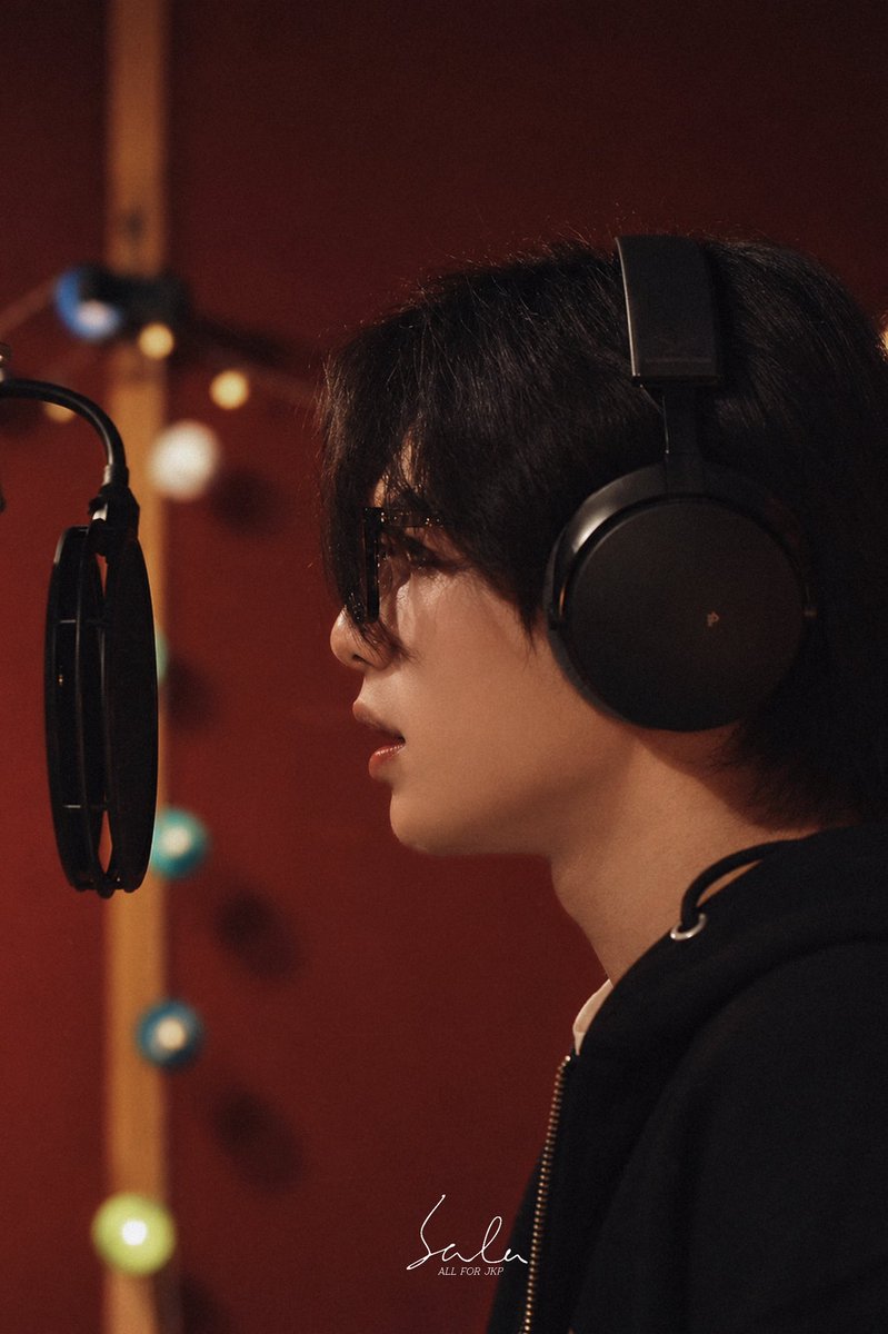 Saaaala_z's tweet photo. I hope the company can make better use of your potential, truly respect and value your talent✨🫳🏻
and give you the chance to sing more songs that actually have substance
and deserve to be remembered🖤

#Williamjkp https://t.co/Isw7bLtyGp