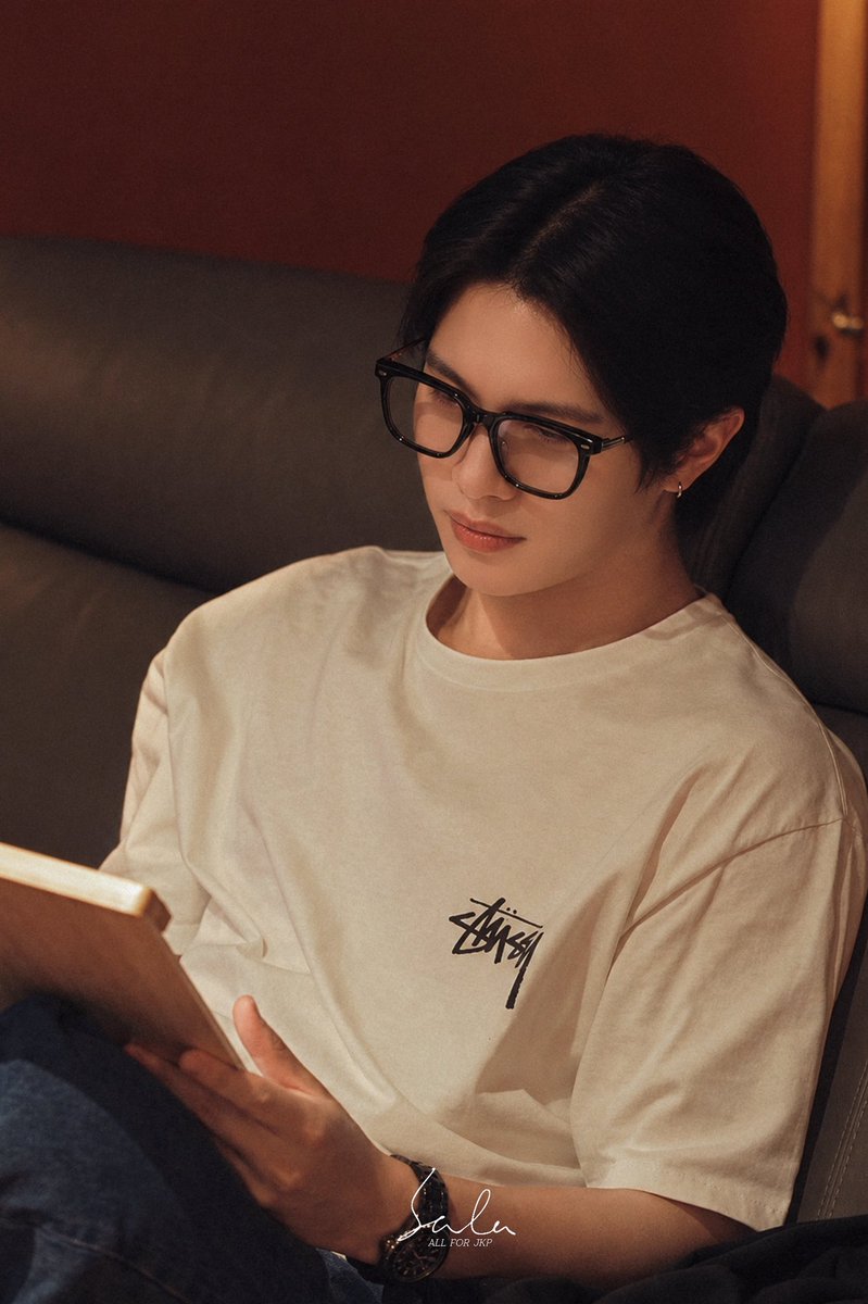 Saaaala_z's tweet photo. I hope the company can make better use of your potential, truly respect and value your talent✨🫳🏻
and give you the chance to sing more songs that actually have substance
and deserve to be remembered🖤

#Williamjkp https://t.co/Isw7bLtyGp