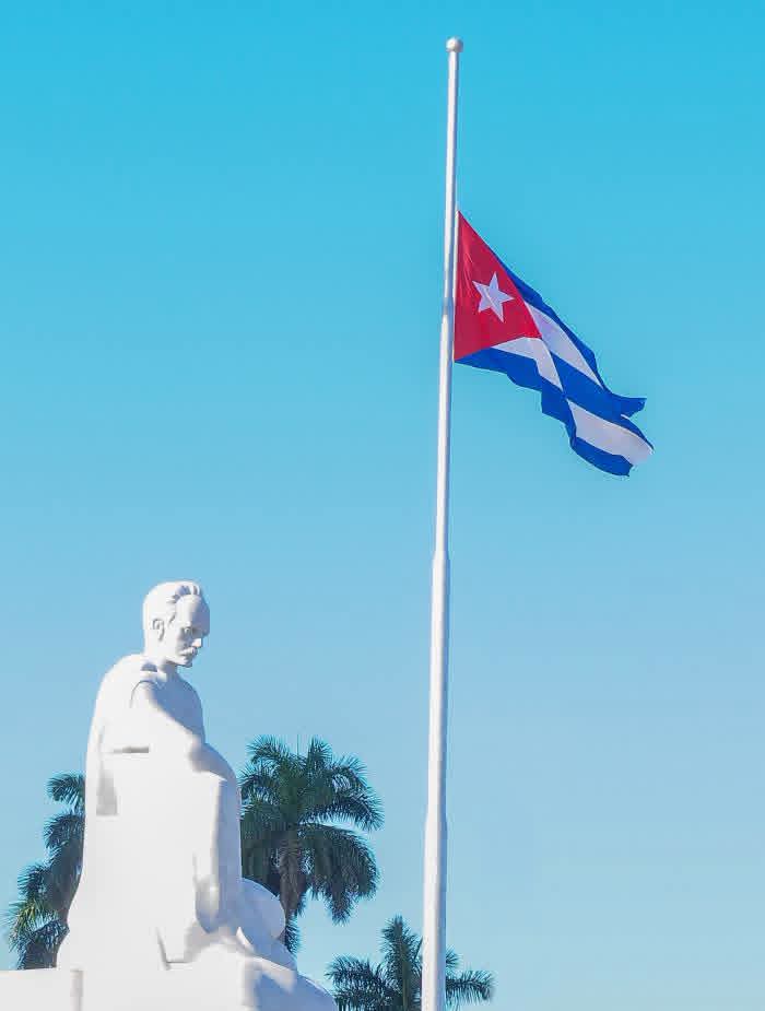 GladysArtemisa's tweet photo. 🔴"Una vez más nos enseñan las fauces de ese imperio y su desprecio hacia los pueblos de América Latina y en particular hacia Cuba y hacia la revolución cubana por lo que representa. 
@DiazCanelB
#CubaNoEsUnaAmenaza  
El bloqueo sí.
#ArtemisaJuntosSomosMás https://t.co/zLTjn4zjkf