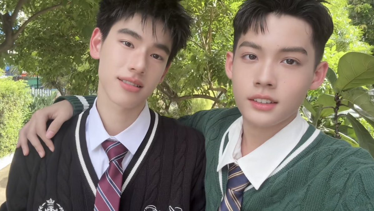CKanthama's tweet photo. หมาเด็กกับยัยเเป๋ว น่ารักจังงง  😳🫶🏻 https://t.co/ygE6BkBD1j