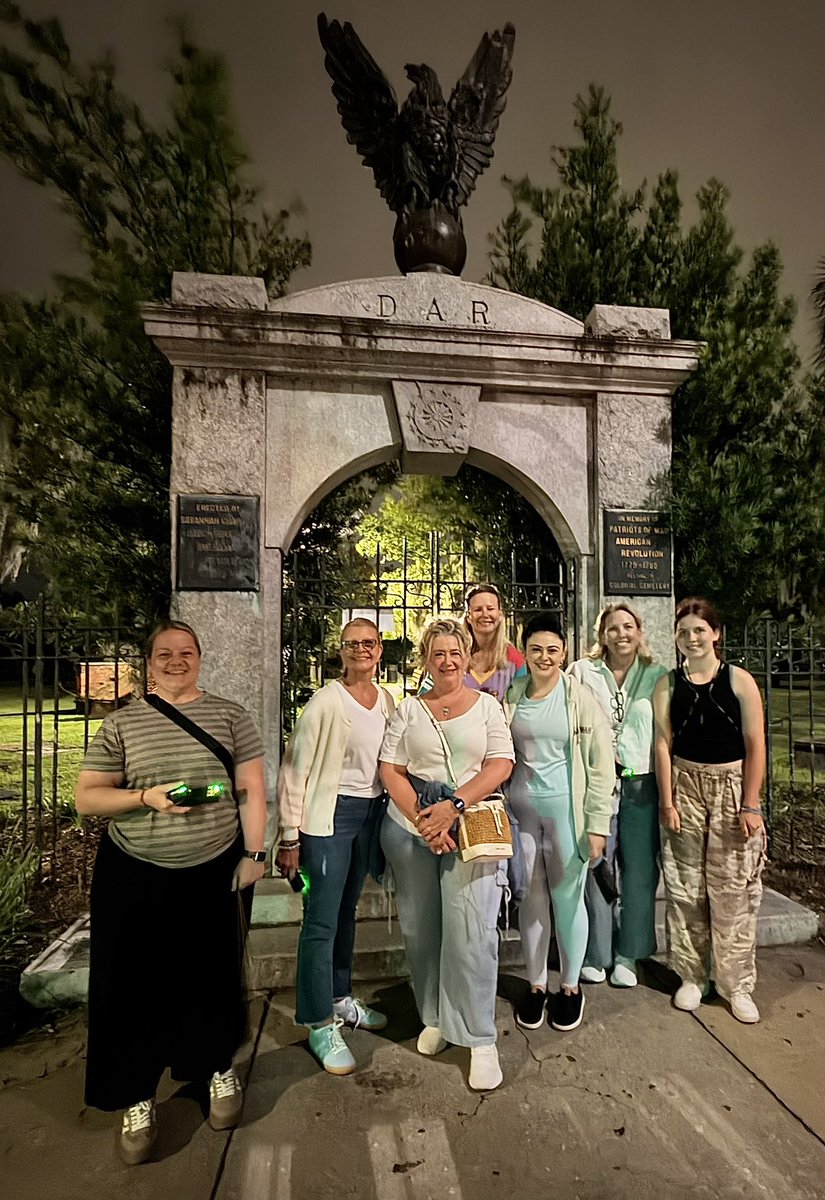 SpiritXperience's tweet photo. ✨We had an absolutely amazing night with our wonderful guests! We sincerely enjoyed our evening with each and every one of you!! Thank you for sharing your night with us!!! https://t.co/FOLorJsU8B