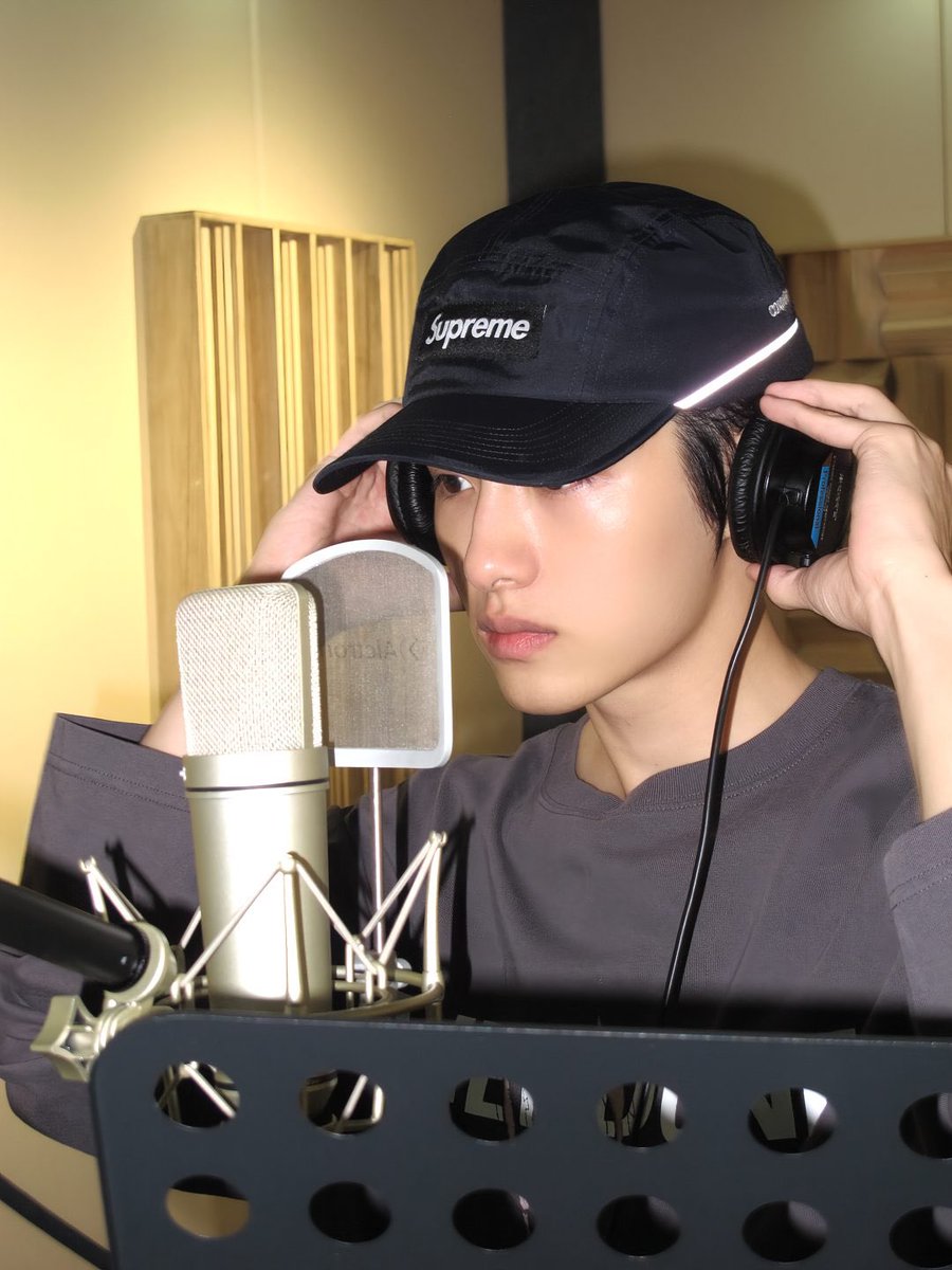 sichengupdate's tweet photo. 260917 #DongSicheng #WINWIN Studio Douyin

Yay, it’s Dong Sicheng WINWIN (studio recording version) ᖰ•᎔•₎ᖳ https://t.co/aW6KznVdoi