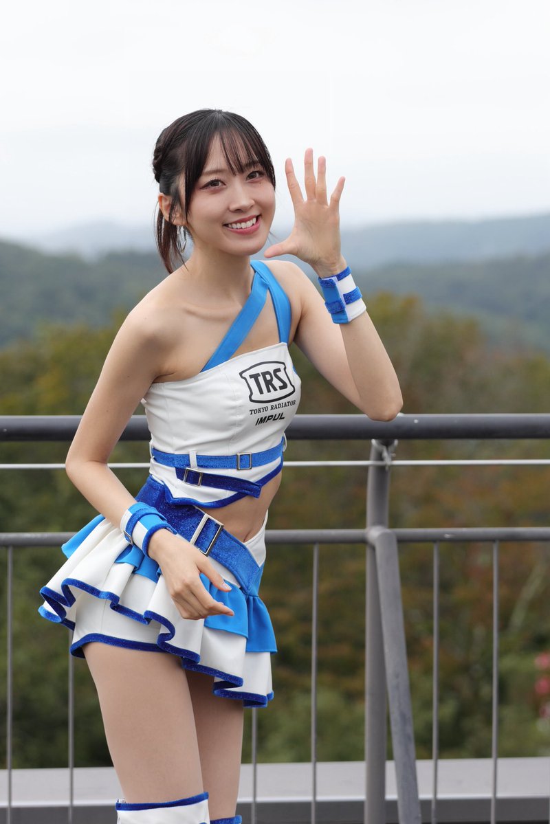 chancoco555's tweet photo. 2026.9.19
#スポーツランドSUGO
#SUPERGT
#TEAMIMPUL

#雪野るな さん (@yukiruna_hotaru)
某メディアの撮影終了後に目線をくれました
そういう気遣いが嬉しい☺️ https://t.co/37x3VkDNV3