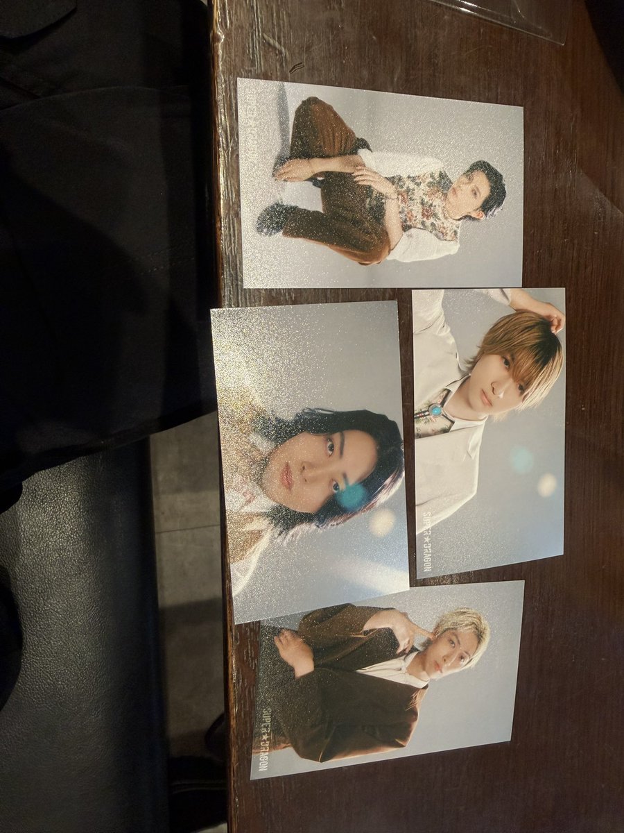 dish0048's tweet photo. SUPER★DRAGON スパドラ ドラフェス グッズ 交換 ミニ生写真 ミニフォト 9弾

譲　画像のもの
求　赤丸のもの（玲於）

本日手渡し優先
お気軽にお声掛けください。 https://t.co/tgV4GRSVwD