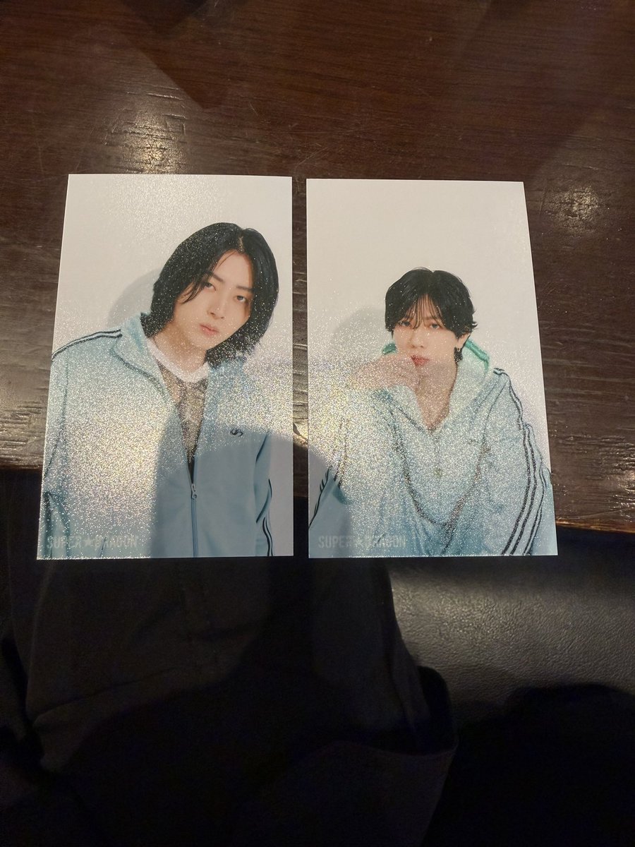 dish0048's tweet photo. SUPER★DRAGON スパドラ ドラフェス グッズ 交換 ミニ生写真 ミニフォト 10弾

譲　画像のもの
求　赤丸のもの（玲於）

本日手渡し優先
お気軽にお声掛けください。 https://t.co/UxG44O1Jgy