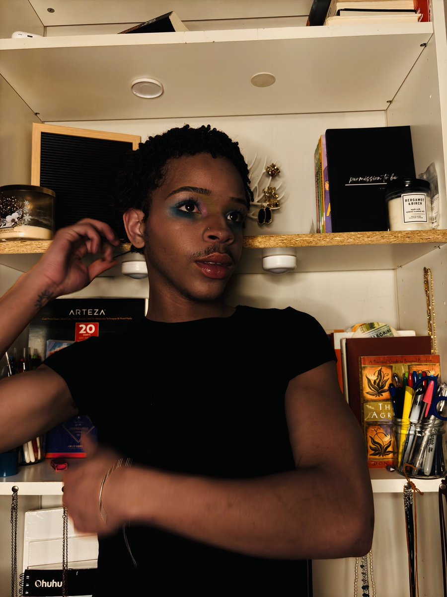 p1neapple_head's tweet photo. @stokessis she was fun back in the day lmaooo!! https://t.co/idPEuPsqAZ