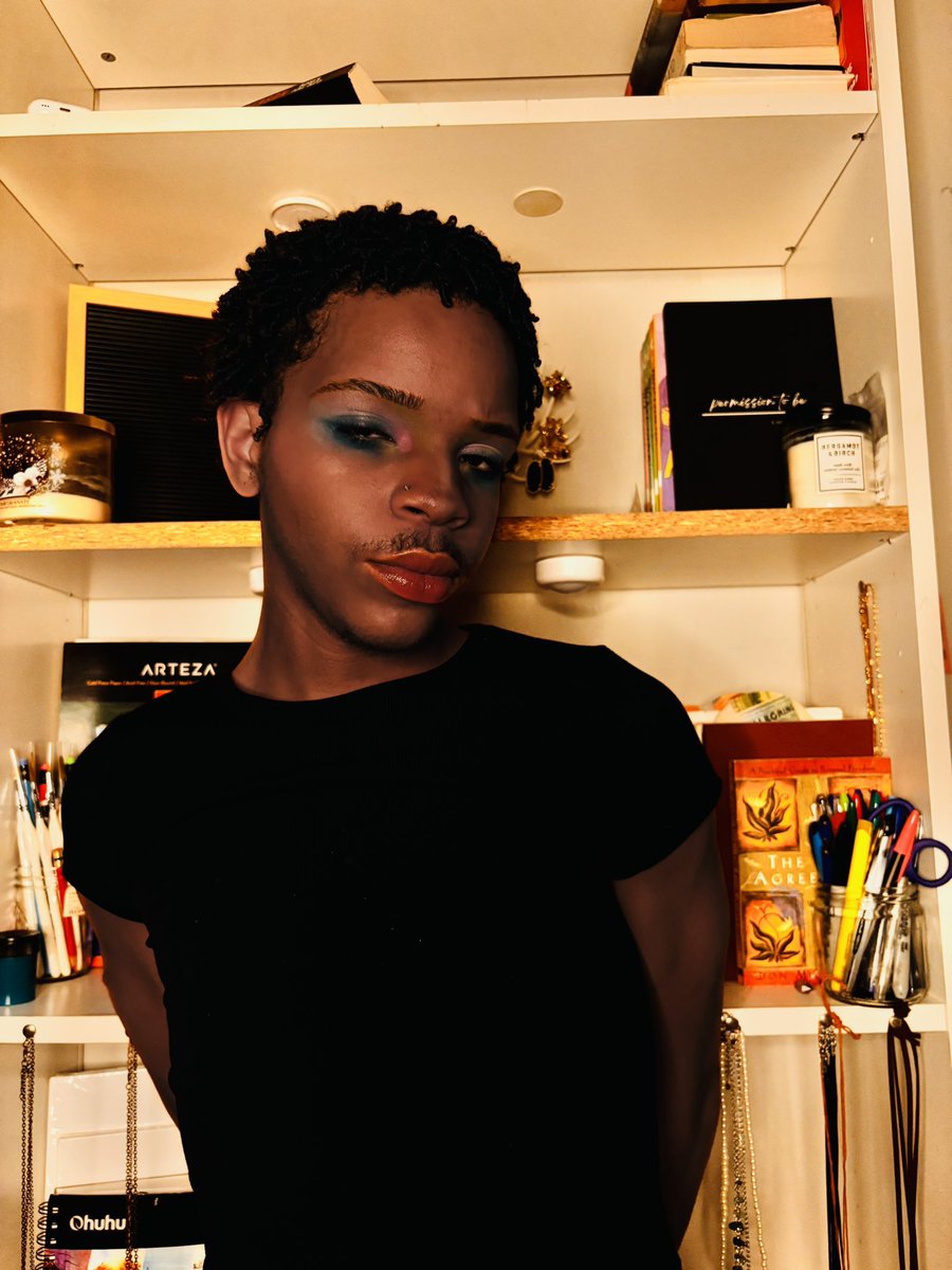 p1neapple_head's tweet photo. @stokessis she was fun back in the day lmaooo!! https://t.co/idPEuPsqAZ