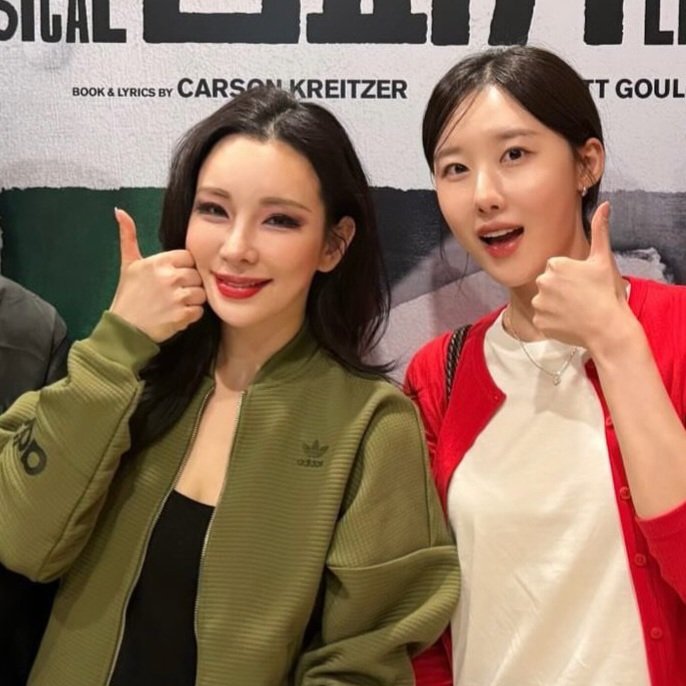 only_summer__'s tweet photo. 정말 잘 돼서 심지어 둘이 같작으로 만나서 10년 만에 전달한 것만큼 감동적인 서사를 볼 수 있는 뮤지컬 겨울왕국 많관부🩵 https://t.co/SBzZCURvlr