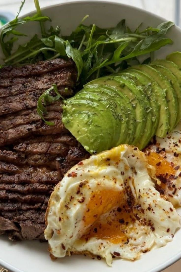 DailyFoodHub1's tweet photo. Eat healthy today. Live stronger tomorrow. https://t.co/DnquYMclvt