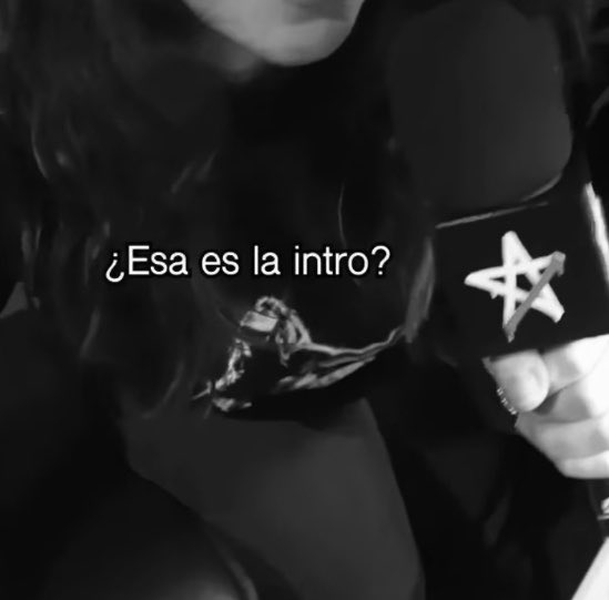 sh1pthey's tweet photo. como les gusta desquiciar a los de este antro jsjsjs https://t.co/RAnshkF3kl