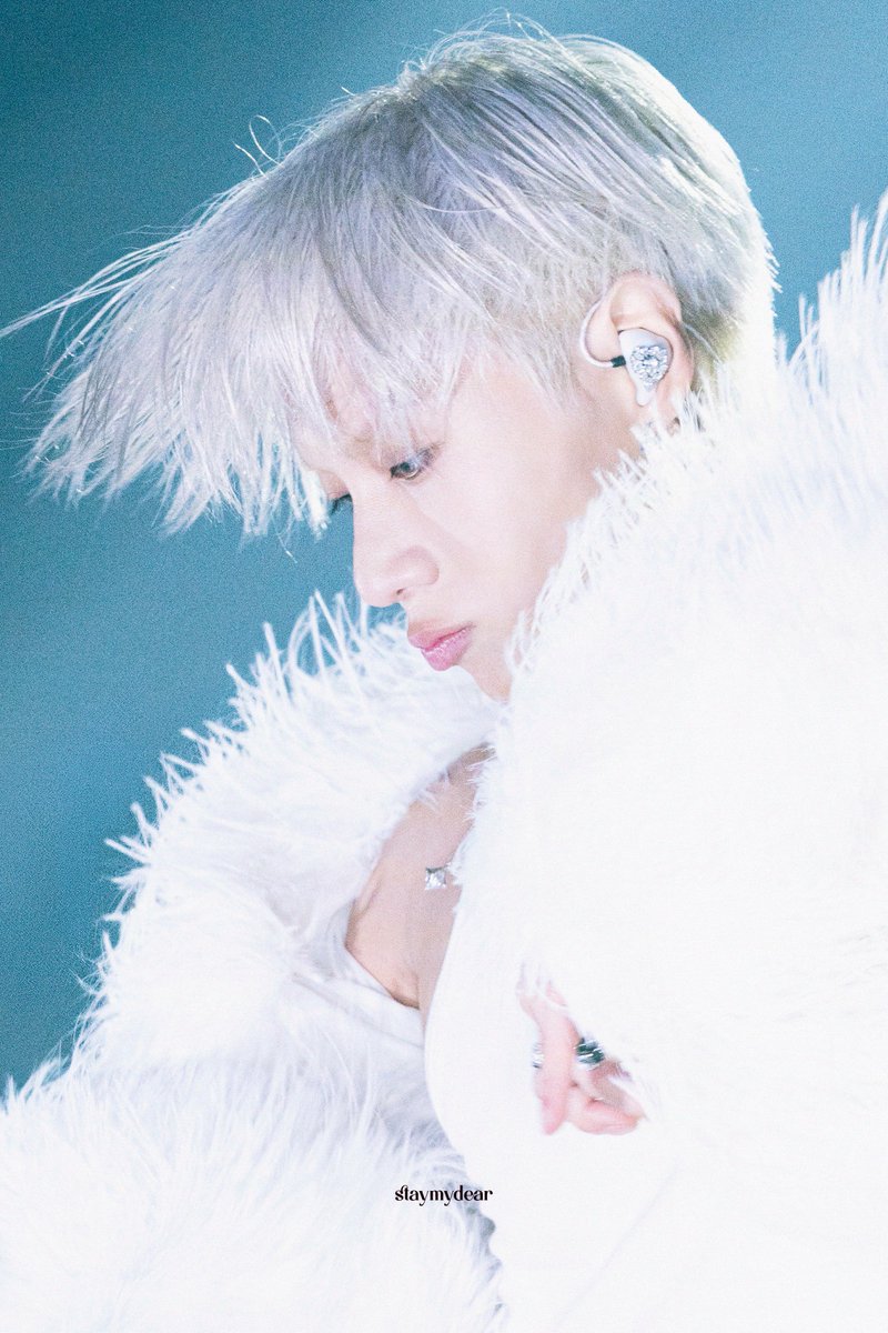 staymydear_tm's tweet photo. 260918 태민 LiMiNaL in Seoul - DAY1
#태민 #TAEMIN #TAEMIN_LiMiNaL
#TAEMINWORLDTOUR https://t.co/C6fP9TZ9Er