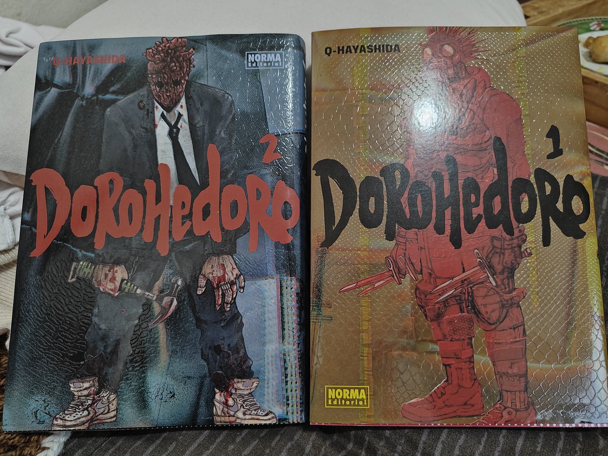 OSchool77's tweet photo. Está muy linda la edición de norma, la traducción está muy al hilo, de verdad me gustó.

Saludos desde Chile @NormaEdManga https://t.co/vPHqRfTSiM