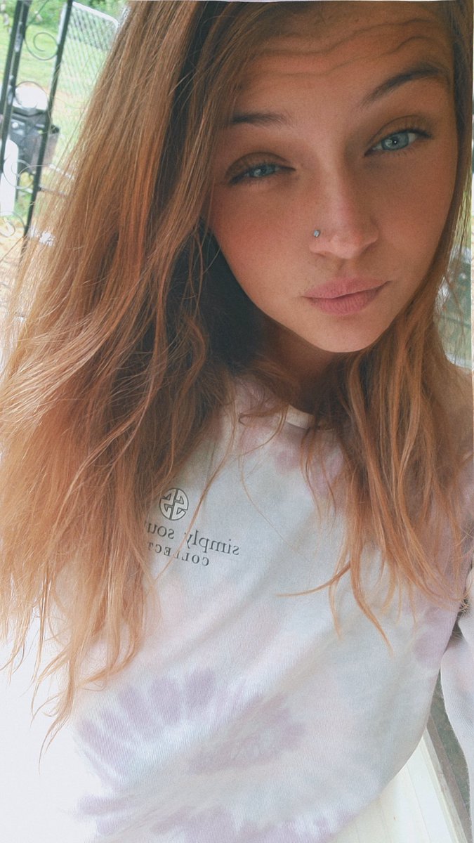 Stonrprinces's tweet photo. Still sick n tired af but here we are https://t.co/MjHr8xtOE2