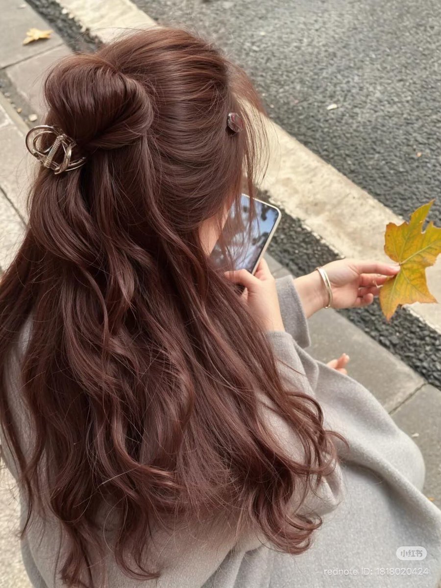 note_red_ch's tweet photo. こっくりカラーが秋に向けて人気🍂🤎
ちょっと赤みある感じが良い🥺💗💗 https://t.co/iVF6HBNq2H