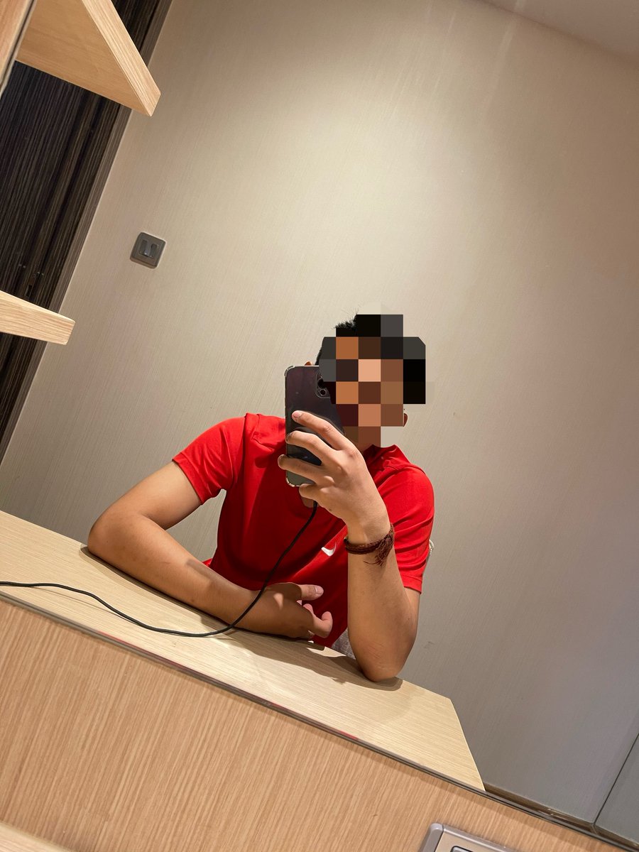 Champ12_7's tweet photo. 🥱 https://t.co/kDfXPcDsiD