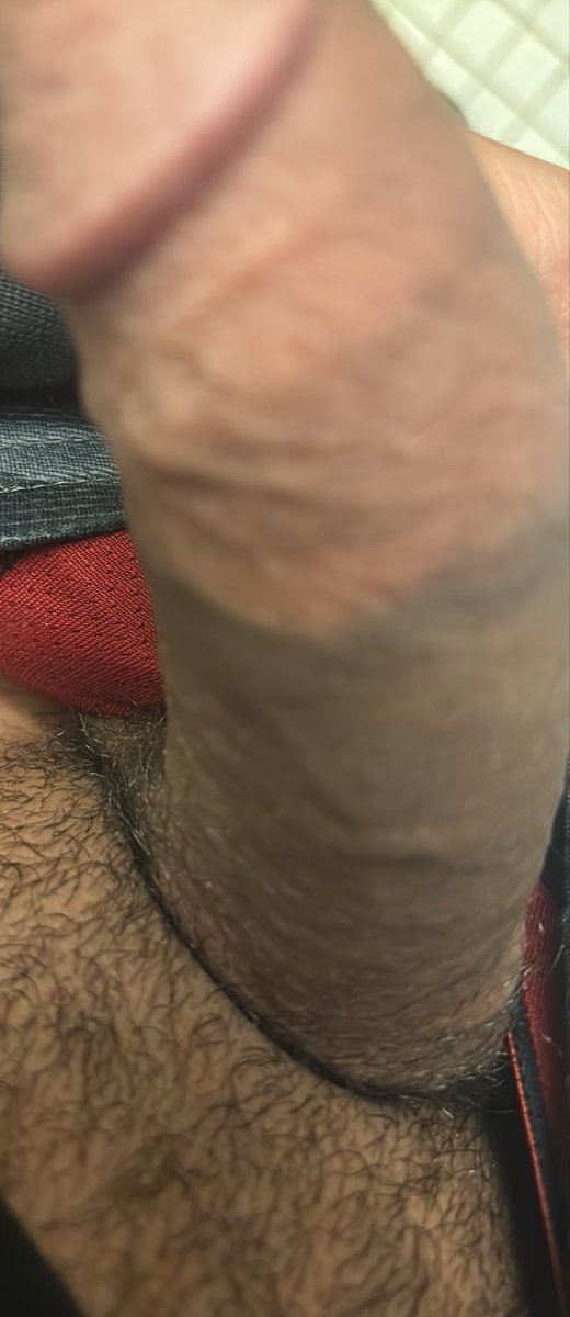 Djbethsg09's tweet photo. Who tryna swallow my dick #bmorefreaks https://t.co/jV1U9mf9u3