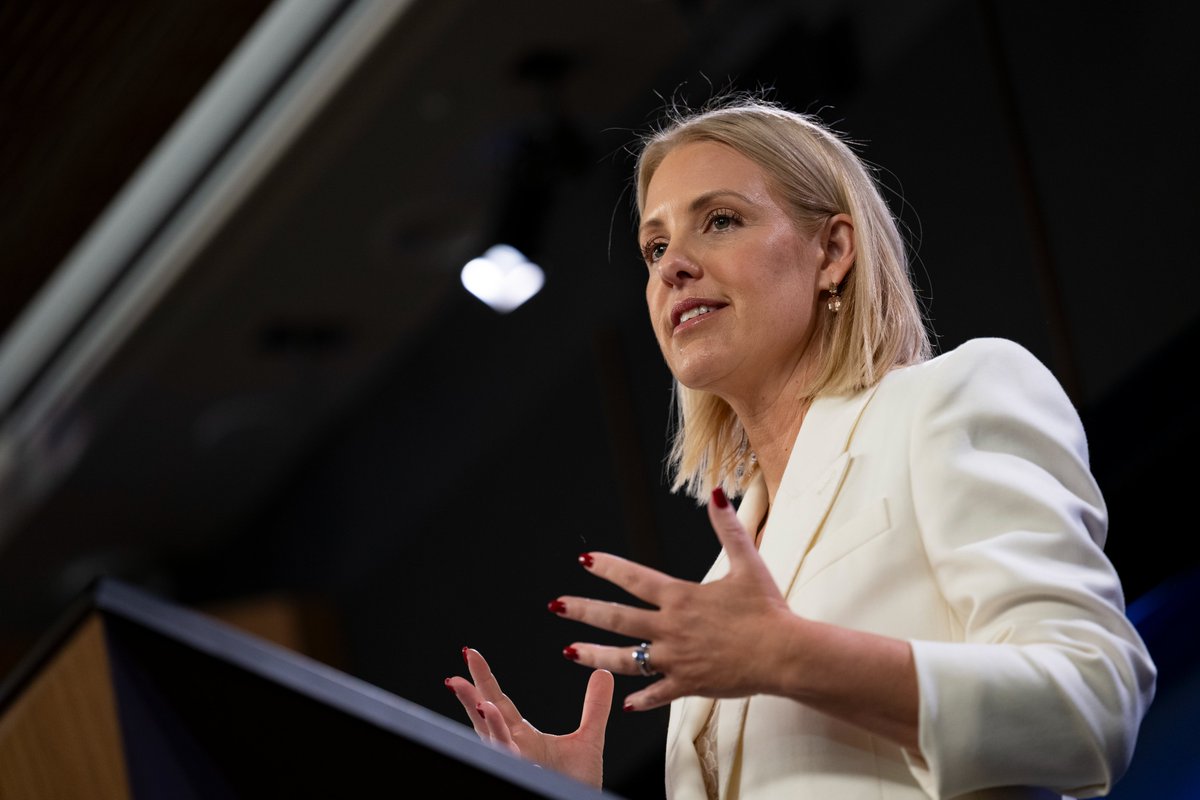 PressClubAust's tweet photo. YESTERDAY: Georgie Dent, CEO of The Parenthood, Addressed the National Press Club on “The mother and father of all problems: Australia can’t afford for raising a family to be unaffordable”.  

Watch the replay on ABC iview.

Photography by Fernanda Pedroso https://t.co/p2BhbZEtqA
