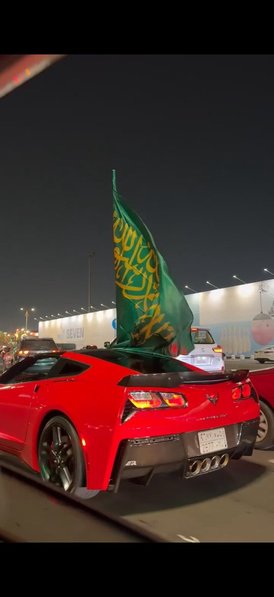 Dandnah88's tweet photo. عُزت السعودية وعَز شعبها وخاب من أراد بِها سوءً https://t.co/BjM5BvuUms