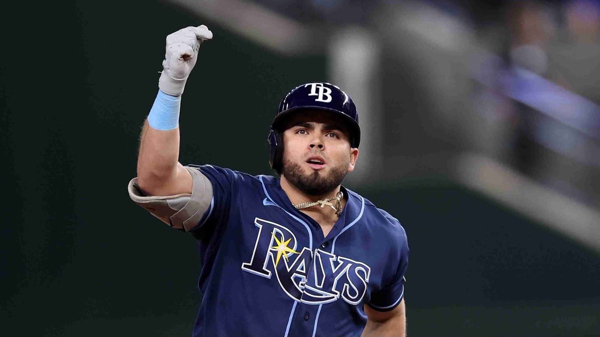 Antonio_Rosique's tweet photo. 🇲🇽Mexicanos que estarán en los playoffs de #MLB 

🇲🇽Jonathan Aranda #Rays 
🇲🇽Manuel Rodriguez #Rays 
🇲🇽Jarren Duran #RedSox 
🇲🇽Patrick Sandoval #RedSox 
🇲🇽Joey Ortiz #Brewers 

En la pelea:
🇲🇽Isaac Paredes #Astros 
🇲🇽Alejandro Osuna #Rangers 
🇲🇽José Urquidy #Phillies 
🇲🇽Javier Assad #Cubs 
🇲🇽Jeremiah Estrada #Padres