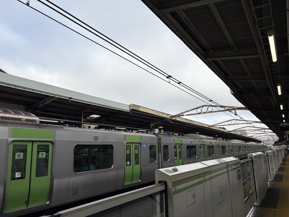toshi_k_0225's tweet photo. シルバーウィークホリデー
おわっちゃいましたね
台風や天候不順て大変なお休み期間でしたが今週末もまだまだ警戒は続けないと、みたいな予報

今日☀️予報なので洗濯、干して🧺

土曜の楽しい予定があるので😋
久しぶりの仕事始めます💻
PWとか色々覚えてるかなぁ💦 https://t.co/JVxKnUgjTa