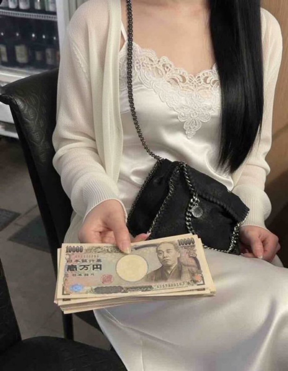 zre3xd's tweet photo. 男性のみなさん正直に教えて！
女社長に奢ってもらえるのってうれしいですか？？

①うれしい
②うれしくない
③付き合いたい https://t.co/oKGeKZ5og8