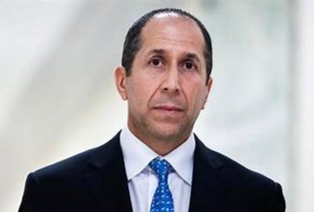 AzPetrich's tweet photo. Huge fucking news! Federal prosecutors have reportedly  opened up an investigation into Jeffrey Epstein's executors, Darren Indyke and Richard Kahn. 

DO NOT STOP TALKING 
ABOUT EPSTEIN. https://t.co/HdRxSUcgmZ