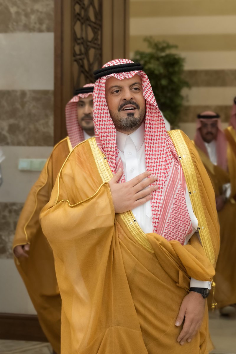 _R000F's tweet photo. RT @makkahregion: #لقطة_ختام
والله إنّك دمنا بعروقنا  
للعُمر دونك ترانا مرخصين 🇸🇦
#اليوم_الوطني_السعودي https://t.co/g2iryTrLdV