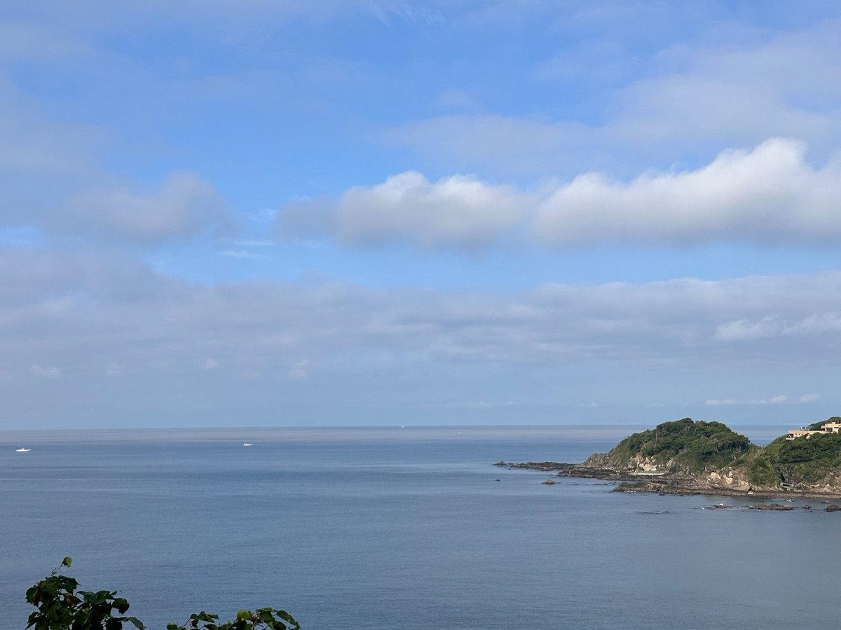 thecliff_2023's tweet photo. おはよう！太陽☀️！

9月24日木曜日　ソレイユの丘　The CLIFF CAMP&amp;BBQです

今日、明日と手ぶらBBQは平日の特別営業実施中！

公園お散歩兼ねて、ランチBBQ🍖をお楽しみください！ https://t.co/40r2JmbP4w