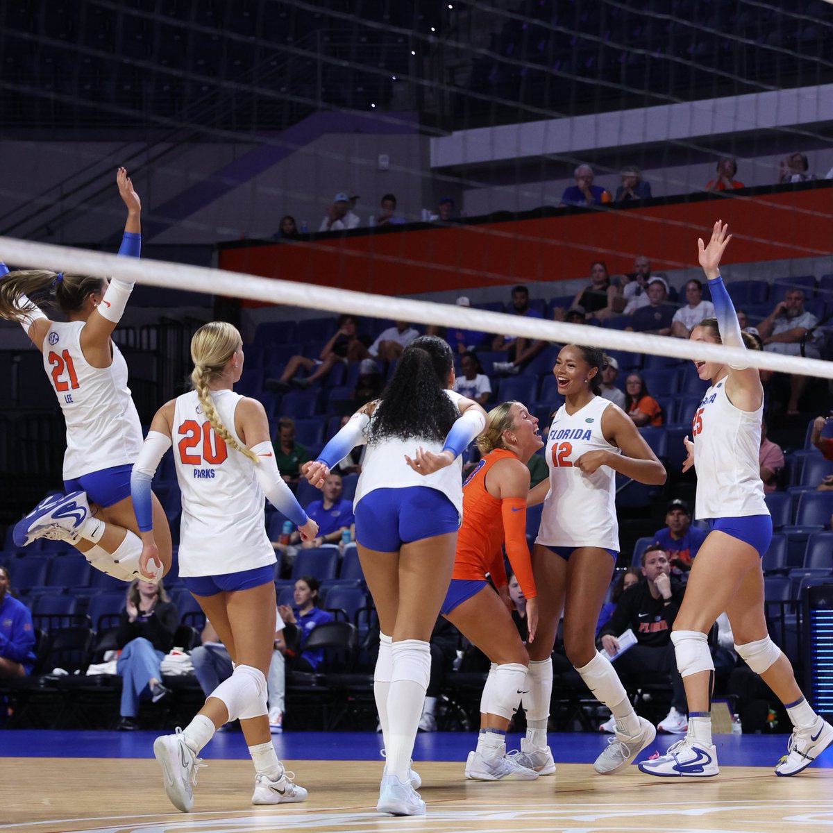 GatorsVB tweet picture