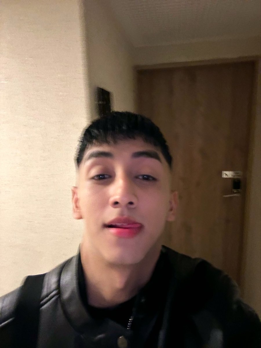 maxx_cortes's tweet photo. La cara / lo que oculta 🍆😏 https://t.co/YUFDafJ2Yn