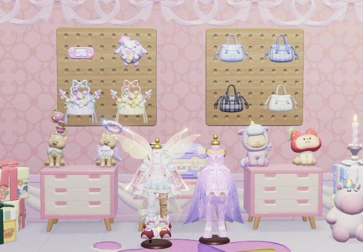 strawbelline's tweet photo. lucu banget bisa pajang baju, costume pet, tools, sama handheld items (⁎⁍̴̛ ₃ ⁍̴̛⁎)!!👗👒👛 https://t.co/h6TEpWXVlF