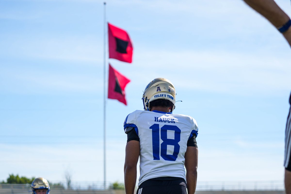 TulsaFootball's tweet photo. Gameweek grind 💪

#918Tough https://t.co/tqfzeGu3NI
