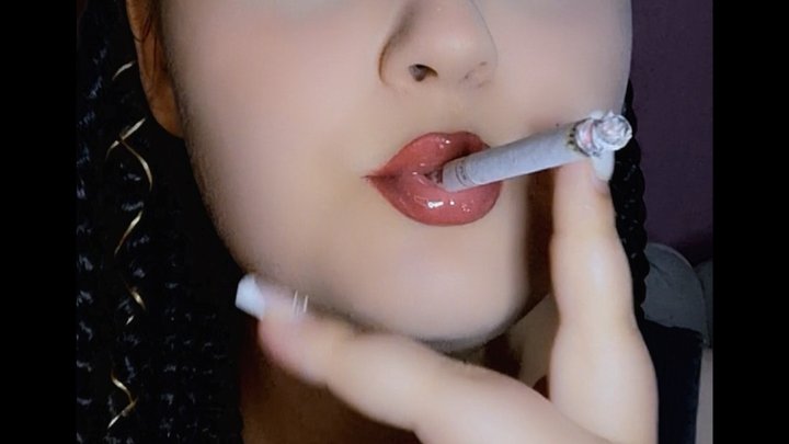 Anna3h4k's tweet photo. Close-Up 2 white cigarettes & Glossy Lips is now live ๐ฌ Go watch ๐ https://t.co/GwVpozIVX3
#SMOKING #SmokingFetish #CigaretteFetish #TwoCigarettes #SlimCigarettes #GlossyLips #LipFetish #SmokingCloseUp #CloseUp #CigaretteSmoking #CigaretteSmoke #SmokingGirl... https://t.co/Kjc4Sg5Zsj