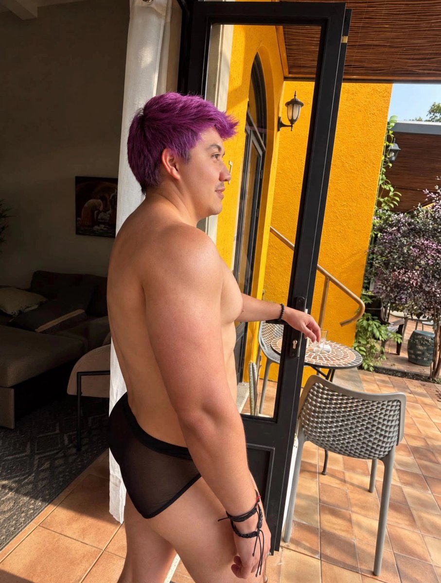 didierjosephcr's tweet photo. Unas fotitos para celebrar el Día de la Visibilidad Bisexual 💗💜💙

Recordatorio del día: no tienes que darle explicaciones a nadie sobre a quién quieres. Vive el amor a tu manera y pásala bonito. ✨

¡Feliz día! 🫶

#DíaDeLaBisexualidad #lgbtq #bi #DidierJoseph #morado https://t.co/K72CdNl5c2