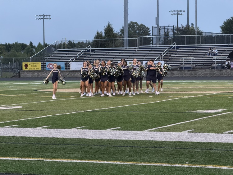 CMSGoBlue's tweet photo. The weather was chilly and drizzly, but CMS was HOT tonight! 🔥🏈

The Blue Demons battled Blacksburg and came away with a 19–14 WIN! 💙💛

In the Battle of the Burgs, CHRISTIANSBURG CAME OUT ON TOP! https://t.co/gSbMIIcdXr