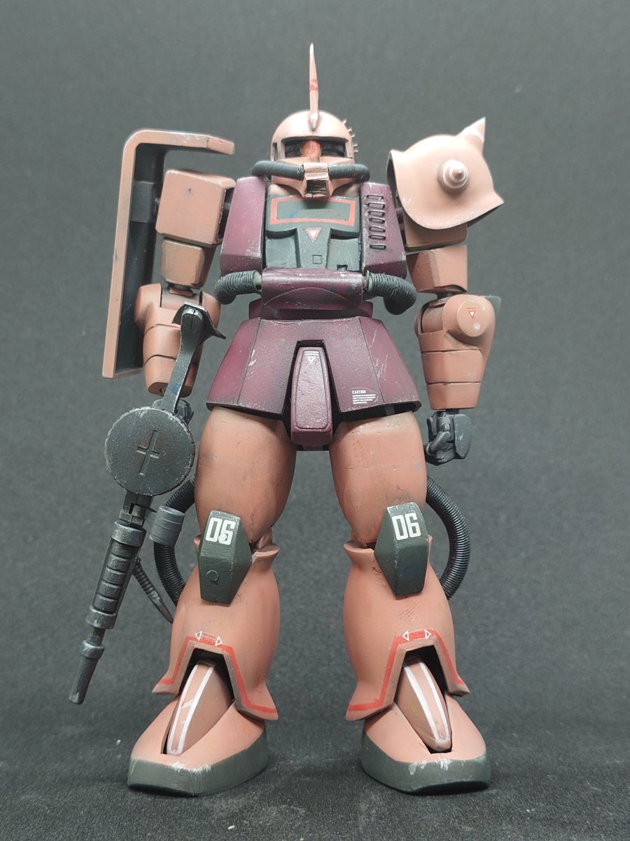 OAM23160626's tweet photo. （続き）第一ガンプラブーム時に「HOW TO BUILD GUNDAM」に脳をれた中坊が40年を経て挑戦、小田氏と川口名人の作例をリスペクトしました。（また続く）
#シャアザク 
#ガンプラ
#MSV
#ザク https://t.co/aPiqoFRJoQ