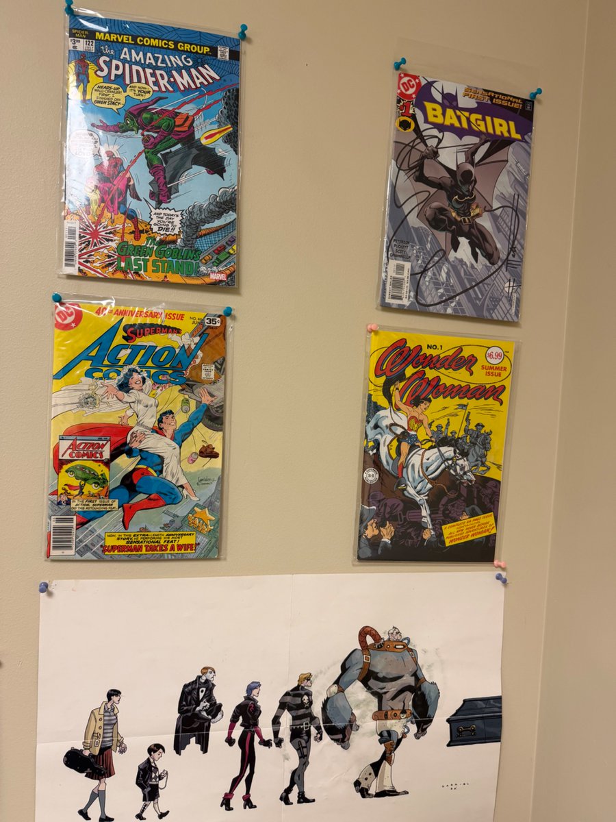 shadowoftheali's tweet photo. comics wall :) https://t.co/PhLQ2jdVKu