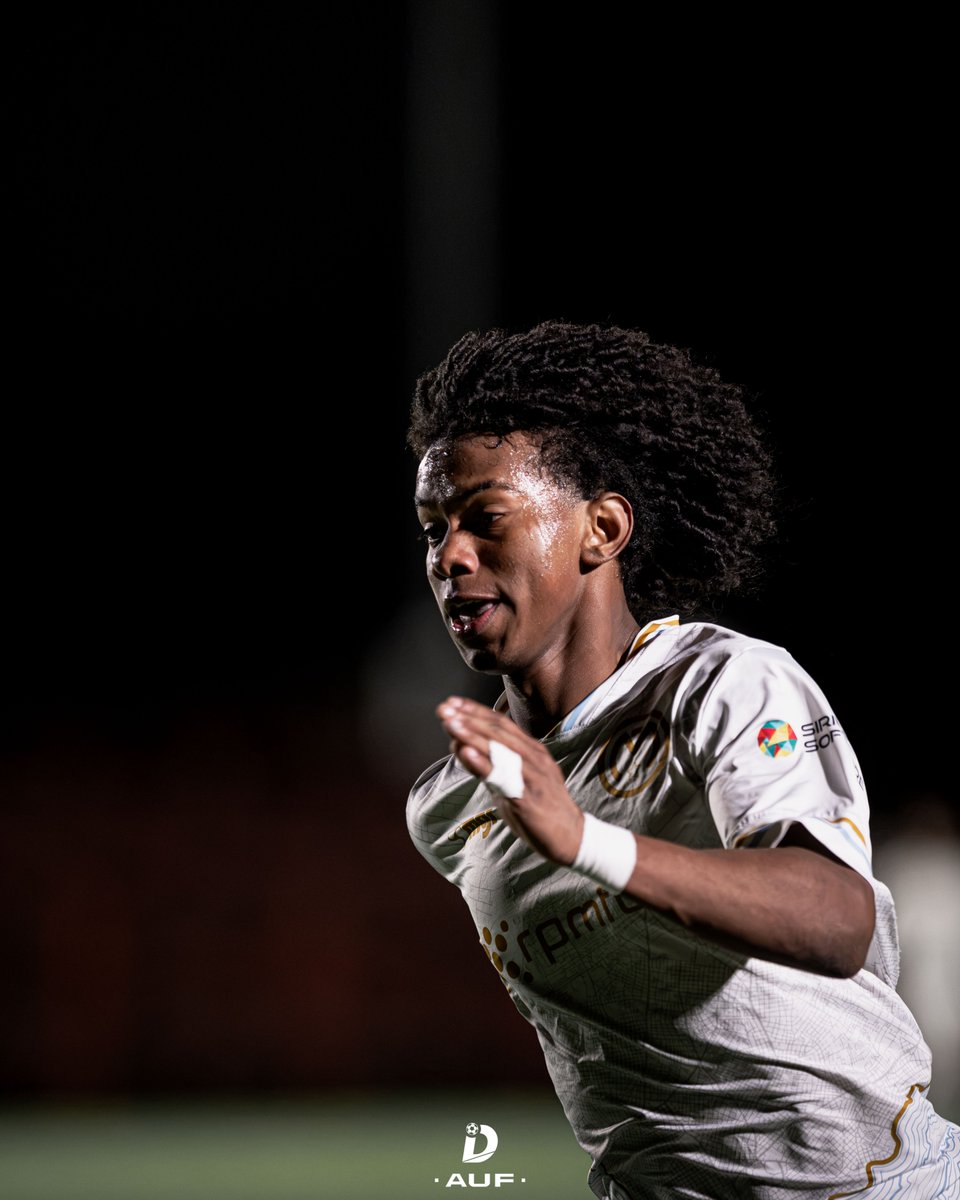 DivisionalDAUF's tweet photo. Esto está sin goles 🔒 https://t.co/s7RbV6m3Nu